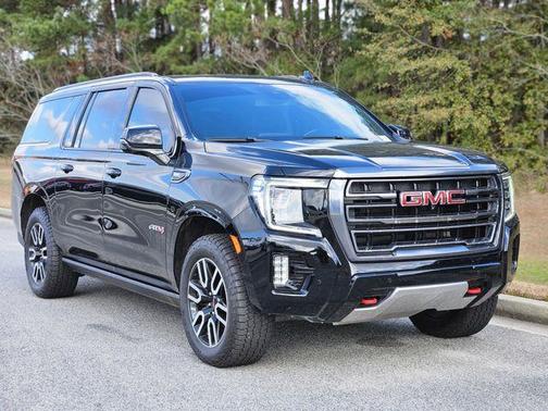 2023 GMC Yukon XL AT4
