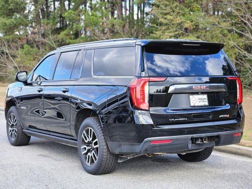 2023 GMC Yukon XL AT4