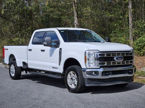 2025 Ford F-350 XLT