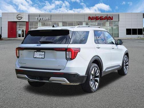 White Metallic 2025 Ford Explorer Platinum