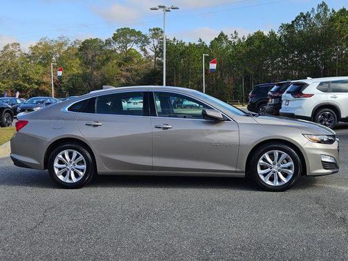 2025 Chevrolet Malibu LT