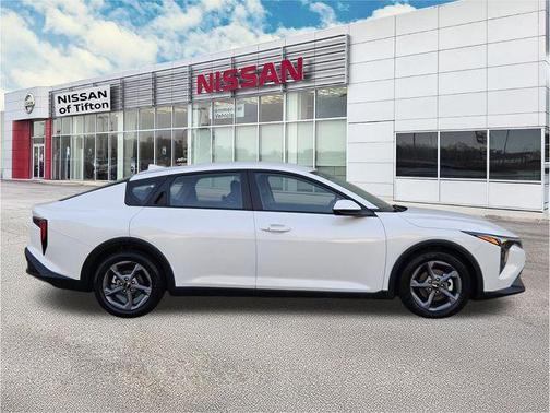 Snow White Pearl 2025 Kia K4