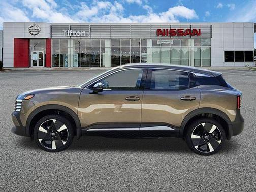 Canyon Bronze M 2026 Nissan Kicks SR