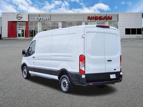 Oxford White 2023 Ford Transit-250 Base