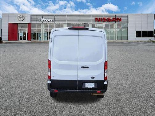 Oxford White 2023 Ford Transit-250 Base