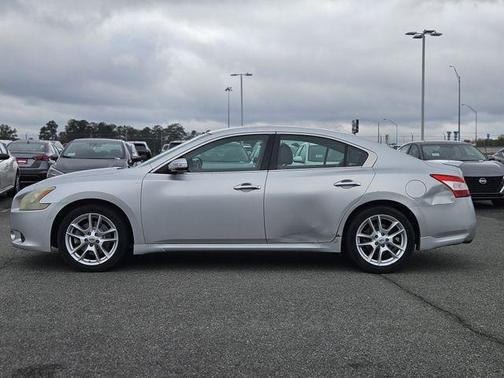 2011 Nissan Maxima SV