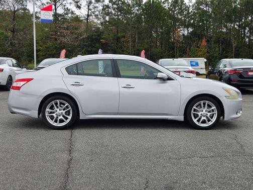 2011 Nissan Maxima SV
