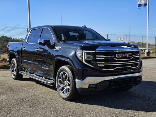 2022 GMC Sierra 1500 SLT