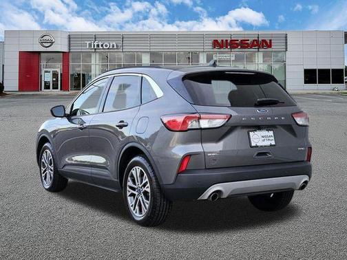 Gray Metallic 2022 Ford Escape SEL