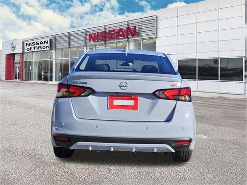 2025 Nissan Versa 1.6 SR