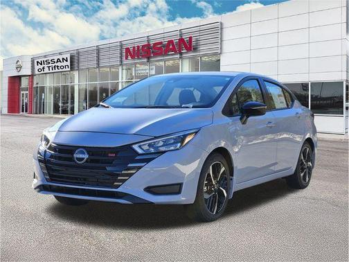 2025 Nissan Versa 1.6 SR