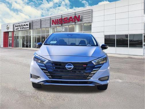 2025 Nissan Versa 1.6 SR