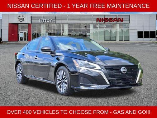 Super Black 2025 Nissan Altima SV