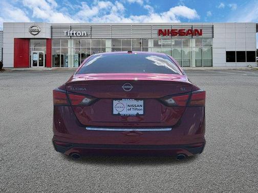 Scarlet Ember 2023 Nissan Altima 2.5 SL