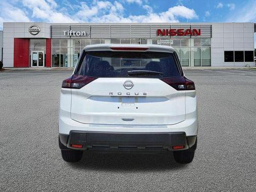 Everest White P 2026 Nissan Rogue SV