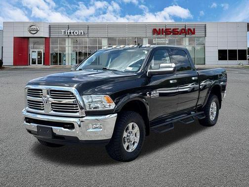 Brilliant Black Crystal Pearlcoat 2018 RAM 2500 Big Horn
