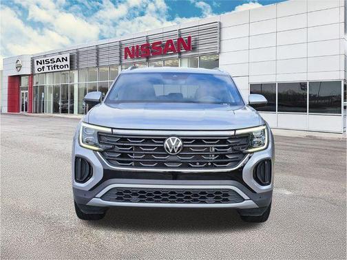 2024 Volkswagen Atlas Cross Sport 2.0T SE w/Technology