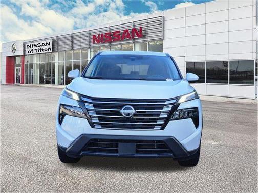 Everest White P 2025 Nissan Rogue SV
