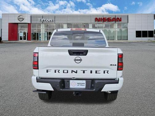 Glacier White 2026 Nissan Frontier SV