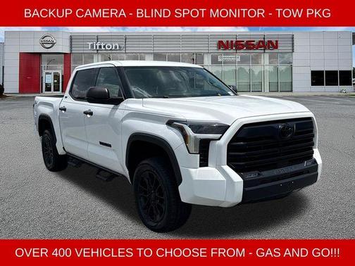 White 2022 Toyota Tundra SR5