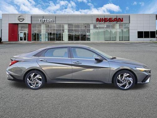 Gray 2025 Hyundai ELANTRA SEL Convenience