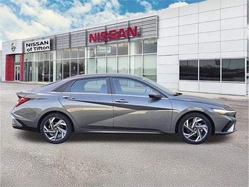 Gray 2025 Hyundai ELANTRA SEL Convenience