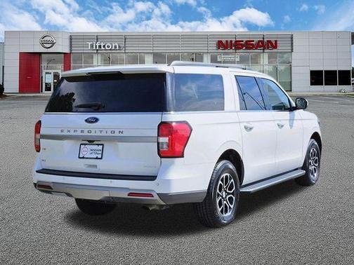 Oxford White 2023 Ford Expedition Max XLT