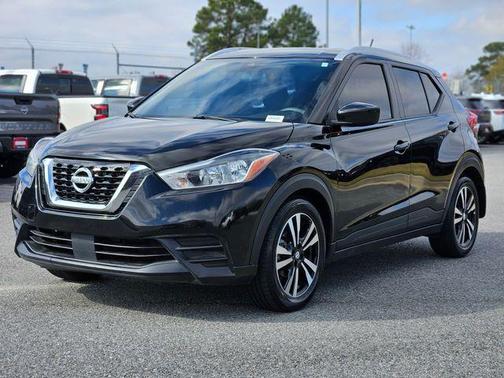 2020 Nissan Kicks SV