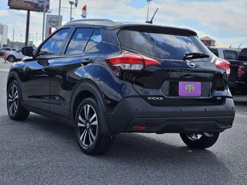 2020 Nissan Kicks SV