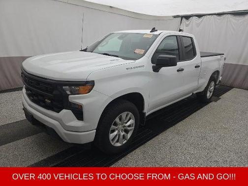 Summit White 2025 Chevrolet Silverado 1500 Custom