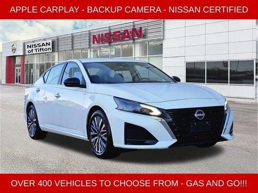 Glacier White 2025 Nissan Altima SV
