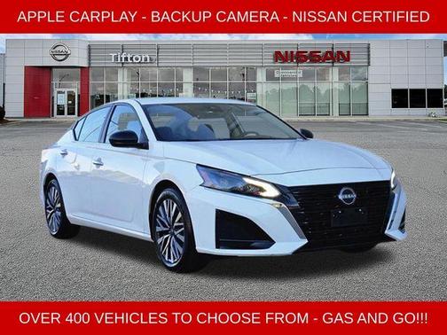 Glacier White 2025 Nissan Altima SV