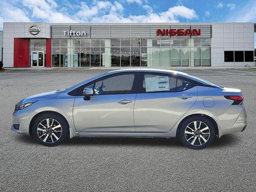 Brilliant Silver Metallic 2025 Nissan Versa 1.6 SV