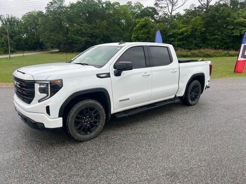 Summit White 2024 GMC Sierra 1500 Elevation