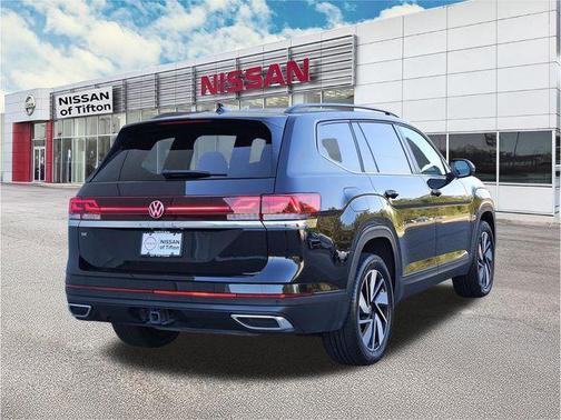 Deep Black Pearl Effect 2025 Volkswagen Atlas 2.0T SE w/Technology