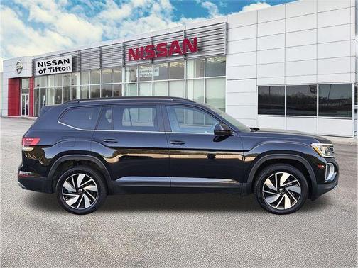 Deep Black Pearl Effect 2025 Volkswagen Atlas 2.0T SE w/Technology