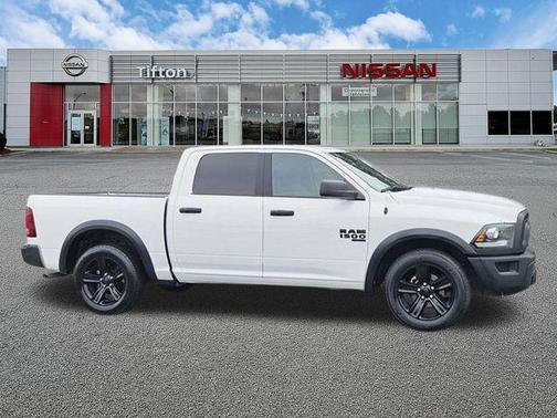 Bright White Clearcoat 2024 RAM 1500 Classic SLT