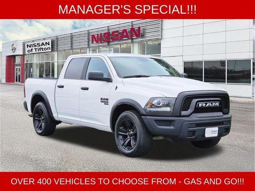 Bright White Clearcoat 2024 RAM 1500 Classic SLT