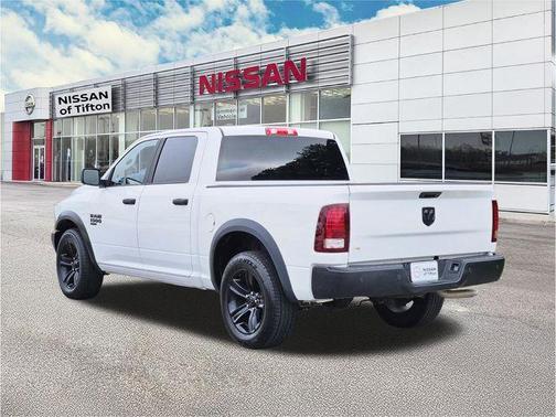 Bright White Clearcoat 2024 RAM 1500 Classic SLT