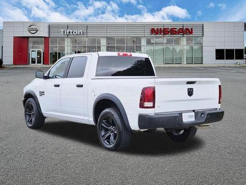Bright White Clearcoat 2024 RAM 1500 Classic SLT