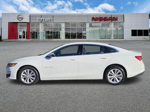 Summit White 2024 Chevrolet Malibu LT