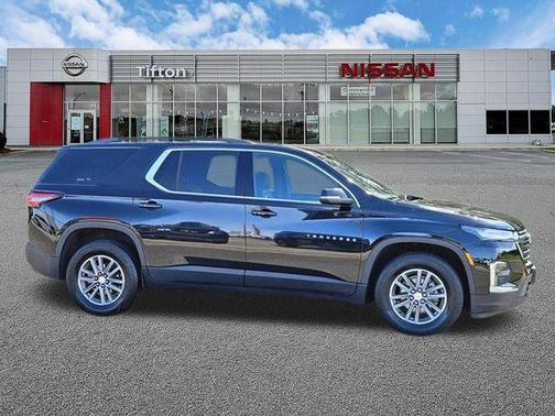 Black Metallic 2023 Chevrolet Traverse LT Leather