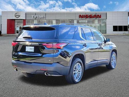 Black Metallic 2023 Chevrolet Traverse LT Leather