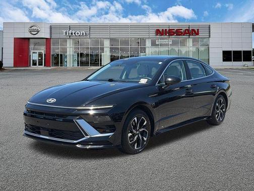 Black 2025 Hyundai SONATA SEL