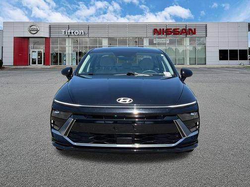 Black 2025 Hyundai SONATA SEL