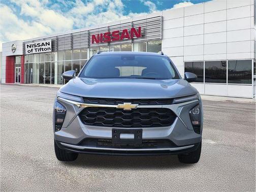 Sterling Gray Metallic 2025 Chevrolet Trax LT