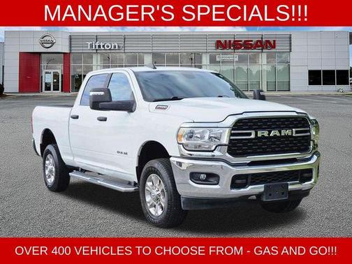 Bright White Clearcoat 2024 RAM 2500 Big Horn