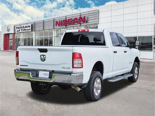 Bright White Clearcoat 2024 RAM 2500 Big Horn