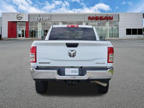 Bright White Clearcoat 2024 RAM 2500 Big Horn