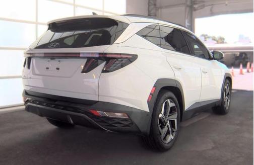 White Pearl 2023 Hyundai TUCSON Limited